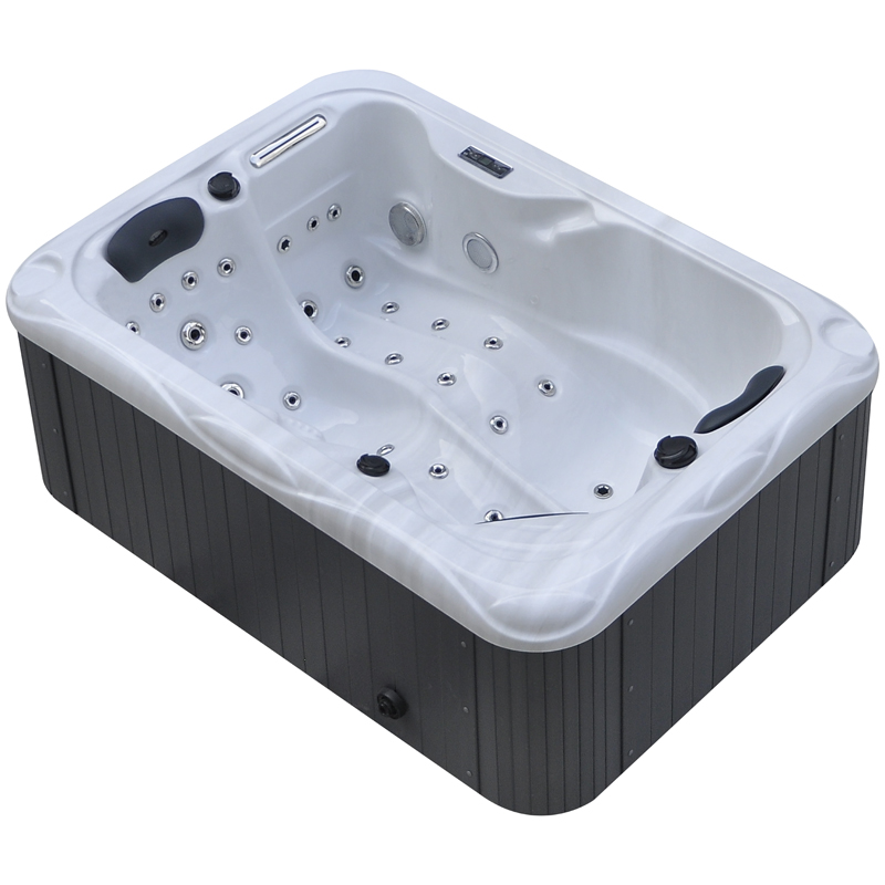 Dallas Whirlpool Outdoor Wannenansicht